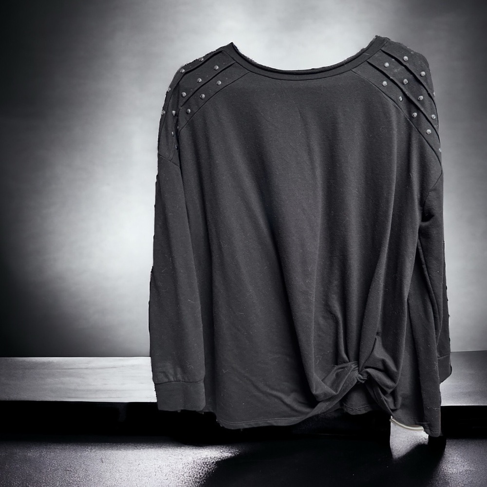 Rock & Republic Women's Sweatshirt Size Large Black Studded Knot Hem Pullover XL